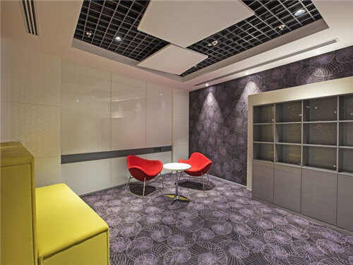 商務(wù)辦公室洽談區(qū)家具布置